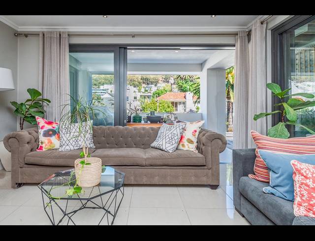 2 BEDROOM APARTMENT RENTED IN SEA POINT